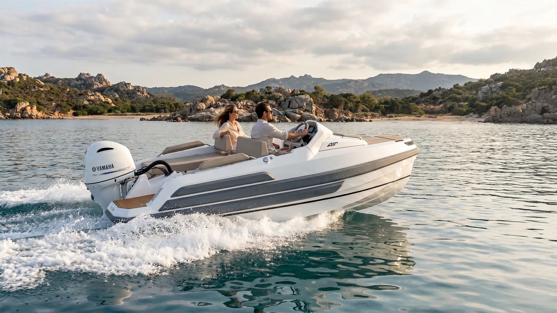 Air Yacht 80 Tender-Incrustation-Retouché-2-20260717-19201080